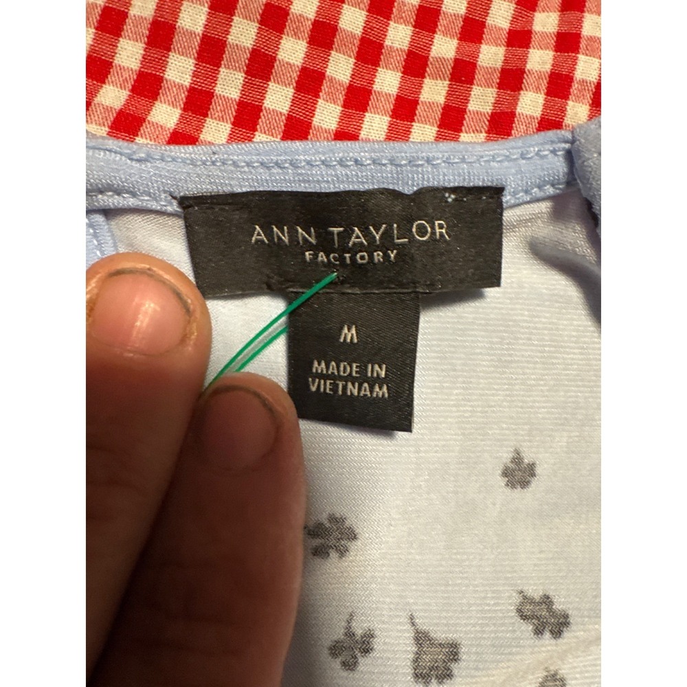 Ann Taylor Factory Women's Light Blue Floral Print Long Sleeve Blouse Size M - Picture 2 of 3